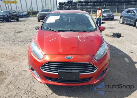 2018 Ford Fiesta Se из США, поврежденный, VIN 3FADP4EJ8JM120025